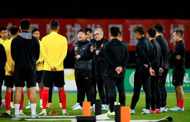 伊万科维奇“履新”：两战以我为主 全力以赴拿到6分